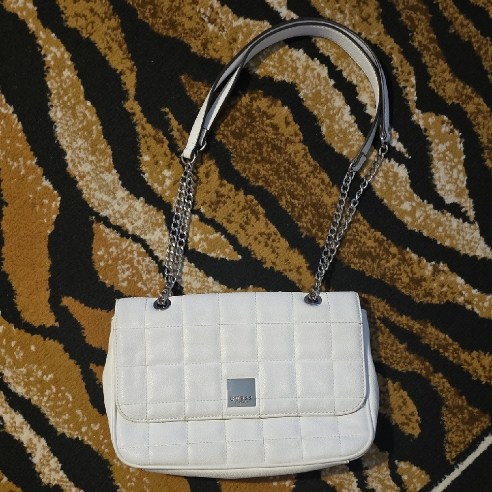 Guess White Quilted Shoulder Bag